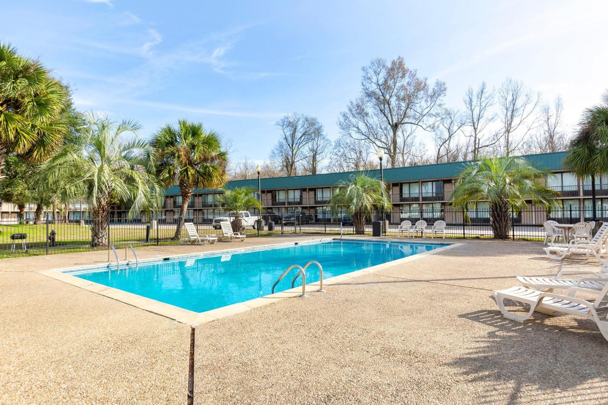 Oyo Hotel Port Allen La I-10 West Εξωτερικό φωτογραφία